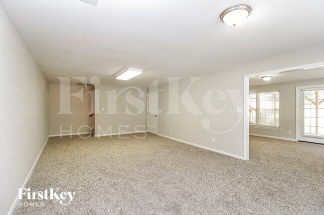 Photo - 2611 White Fence Way