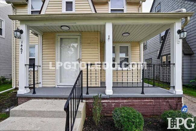 1467 Craigwood Rd