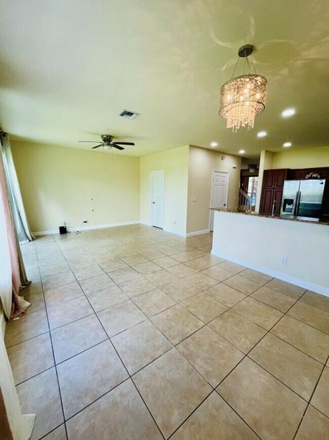 Photo - 3161 NW 33rd St