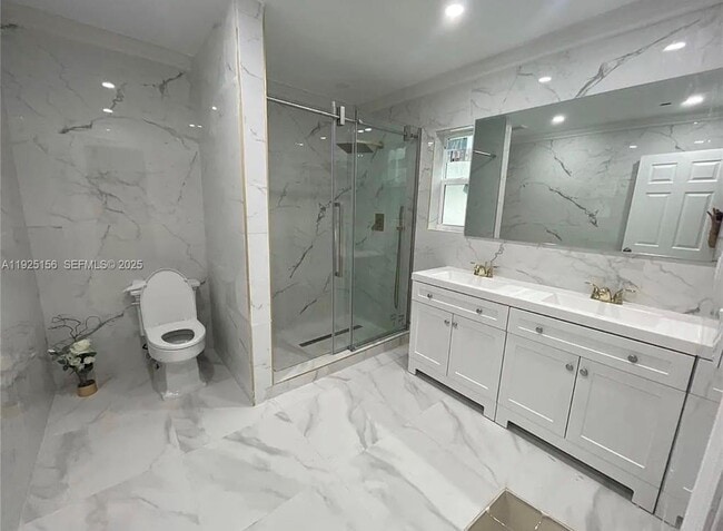 Photo - 10324 NW 3 St