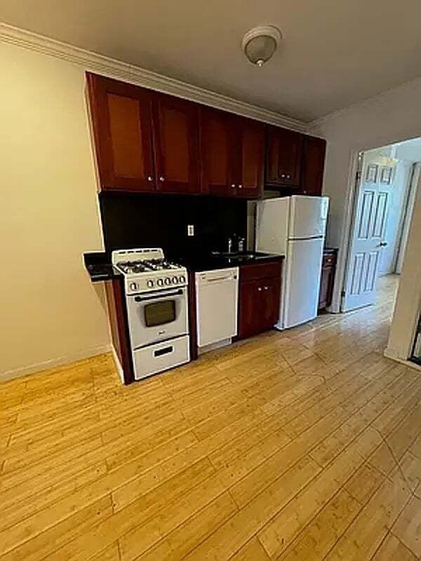 Photo - 289 21st St