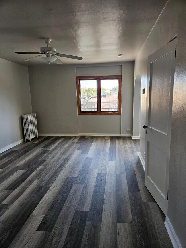 Photo - 1525 University Ave