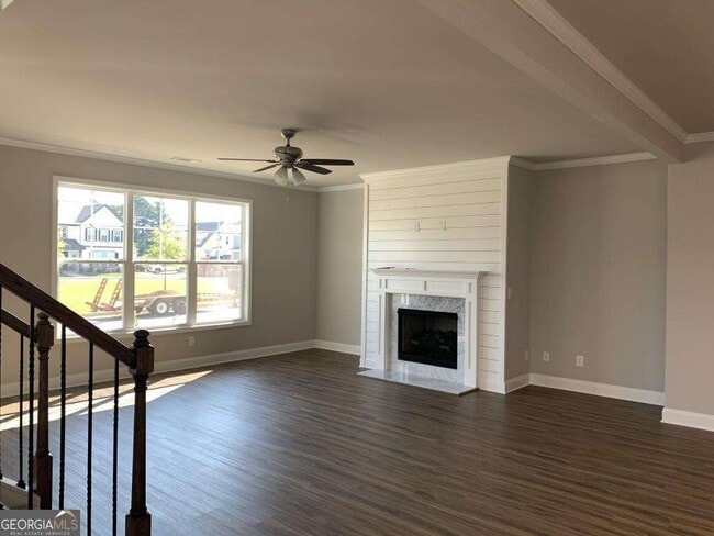 Photo - 5203 Addison St