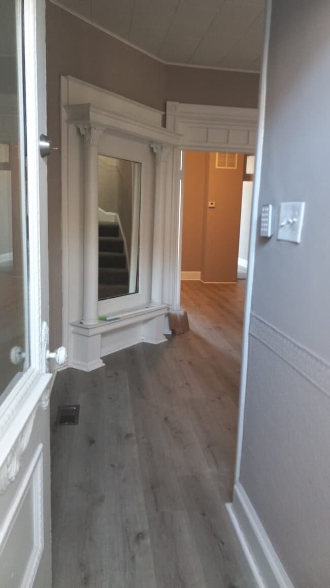 Photo - 519 Sanford Pl