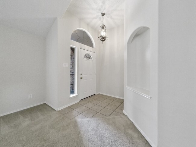 Photo - 427 Northvalley Dr