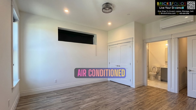 Photo - Modern Lake Washington View ADU – Fully Furnished 2BR/2BA (Kirkland)