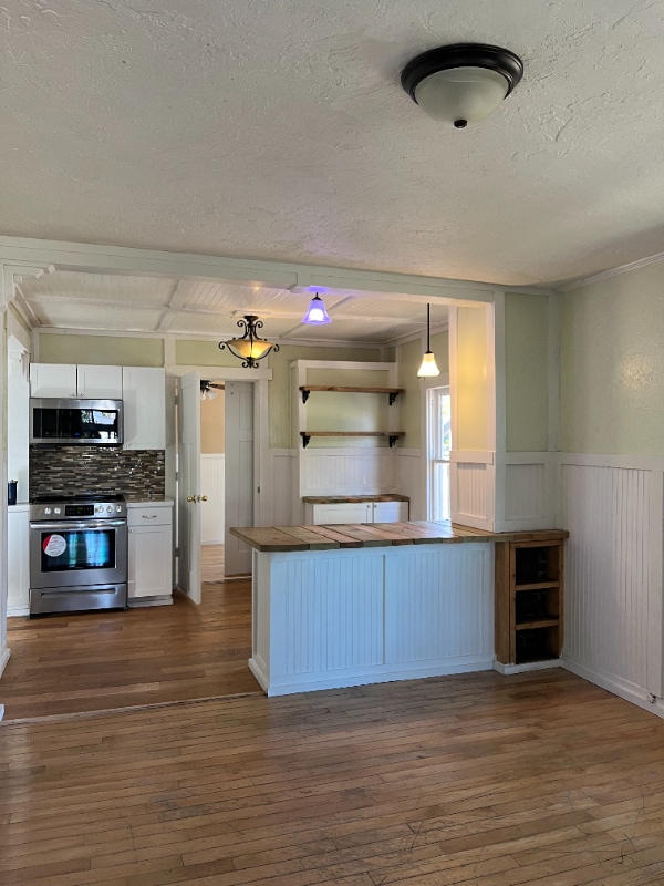 Photo - 3534 Haines Rd N