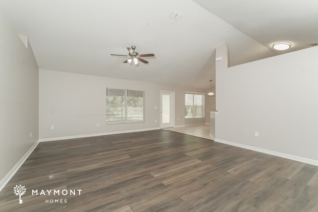 Photo - 6811 Krenson Oaks Cir