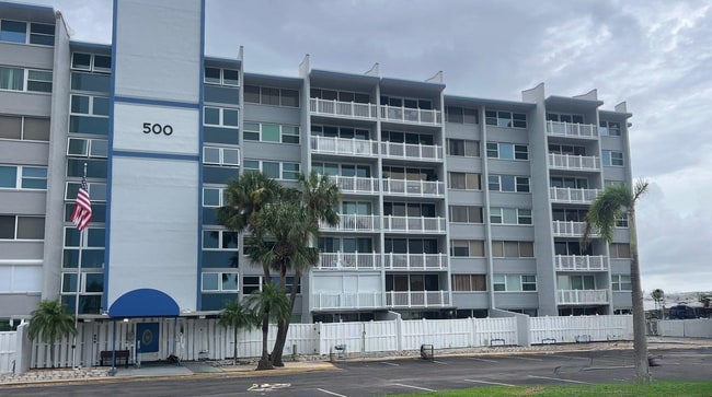 Building Photo - 500 Treasure Island Causeway Unit 101
