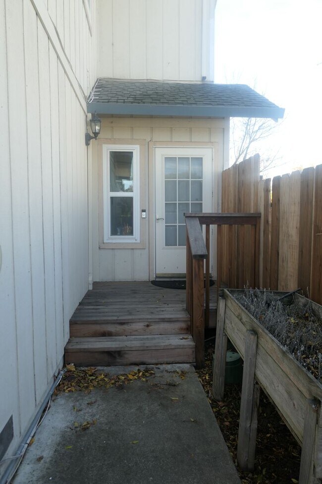Photo - 139 Montebello Dr