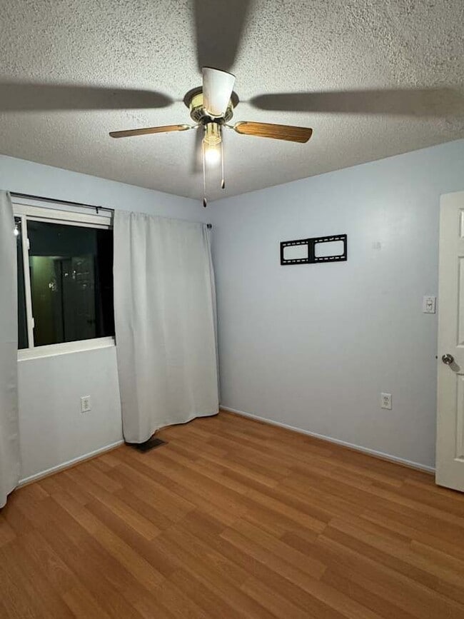 Building Photo - 15287 Flintlock Terrace
