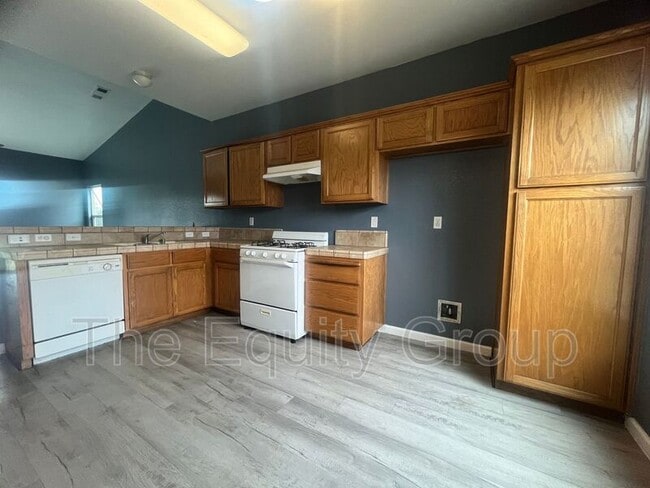 Photo - 30743 Cottontail St