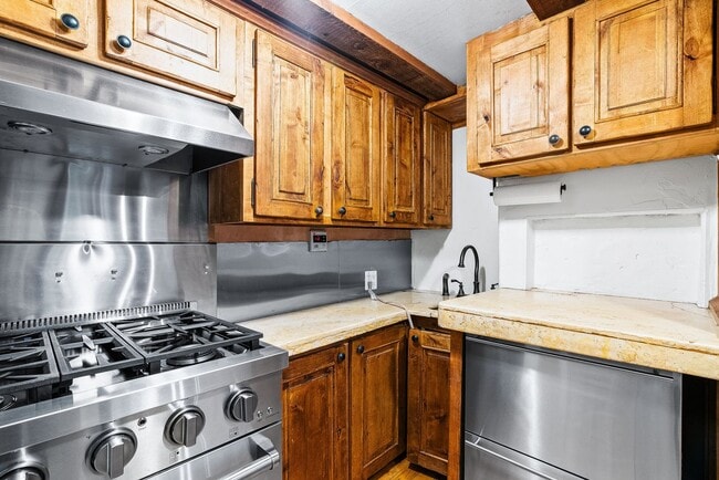 Photo - 525 Bethany Dr