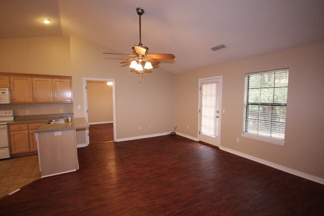 Photo - Central Milton 3-Bedroom Home in Top-Rated School District Minutes to I-10 & Whiting Field