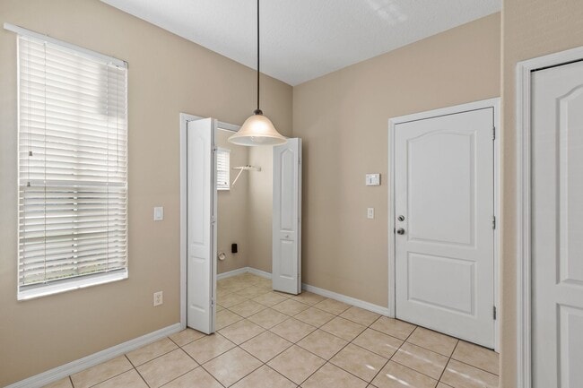 Photo - Grand Island Ridge! 3/2 with Split Floorplan and Fenced Backyard