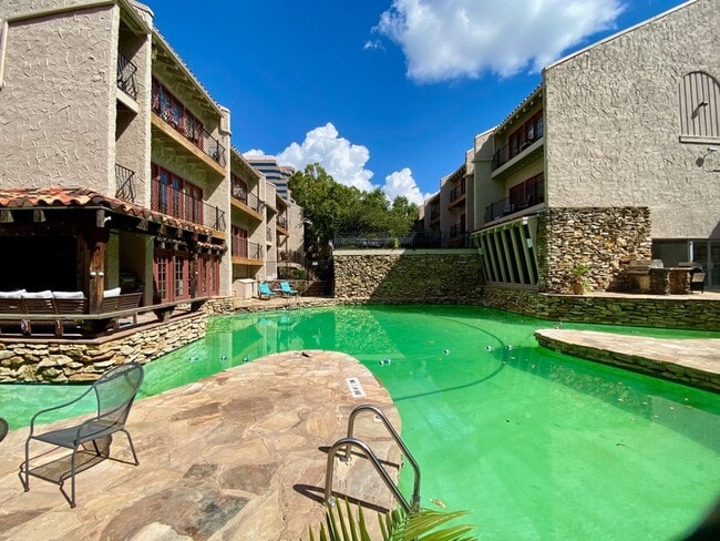 Photo - 1Bed 1Bath w/ Great Views & Outdoor Pool!