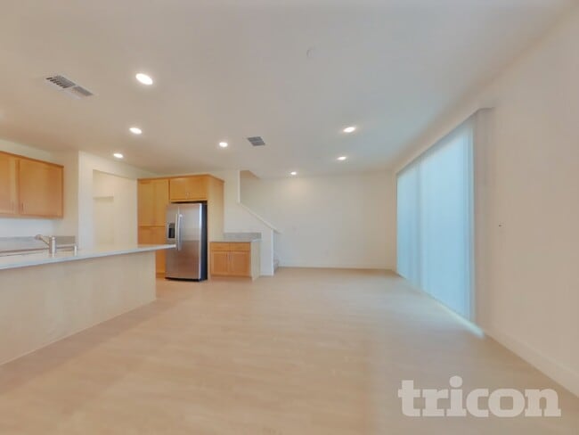 Photo - 8205 Perla Wy