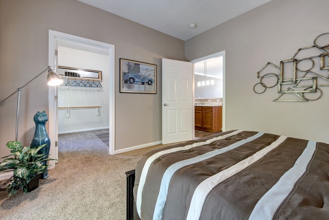 Photo - Summit Pointe