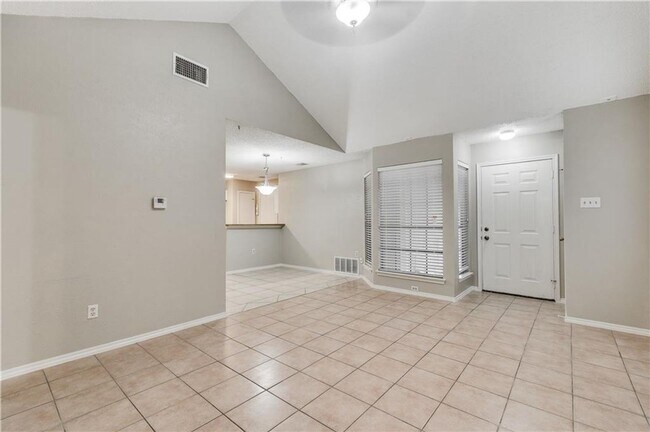 Photo - Cozy Single-Story 3 Bed, 2 Bath Home Near South Congress