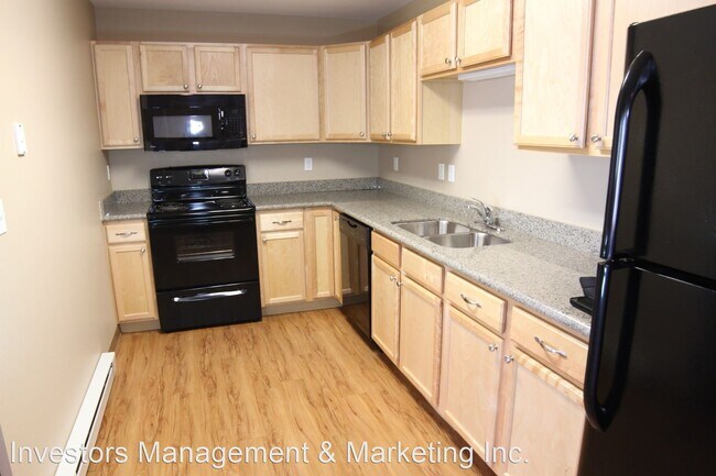 Photo - 3850-3880 Garden View Dr