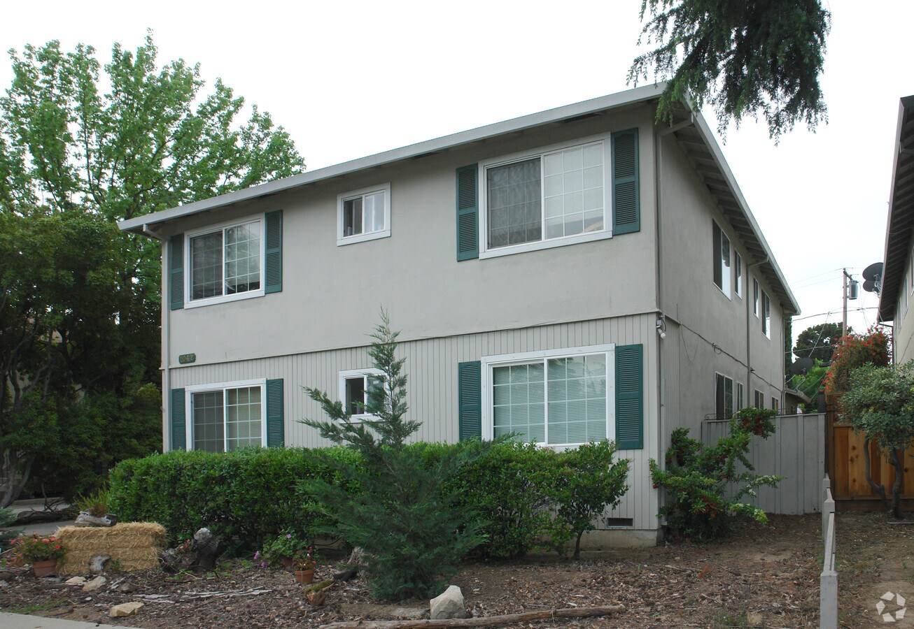 Photo - 1042 West Hamilton Avenue