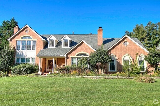 Building Photo - 9710 Middleton Ridge Rd Rental