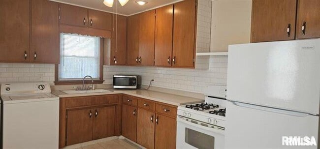 Photo - 3343 5th St