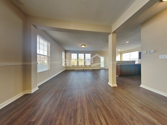 Photo - 4291 Raintree Rd