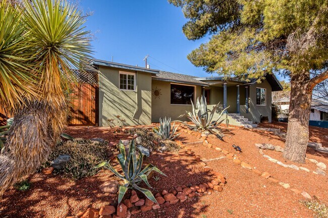 Photo - Stunning Turn of the 20th Century Home in Clarkdale - Unfurnished, 1-year long-term rental **$500...