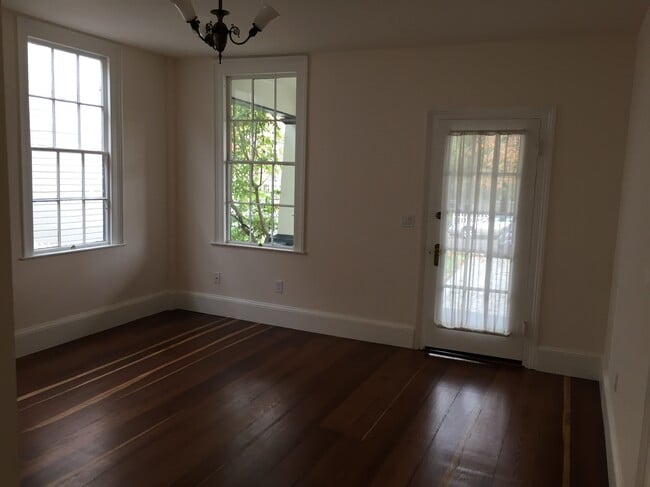 Living room - 119 Upham St Unit A