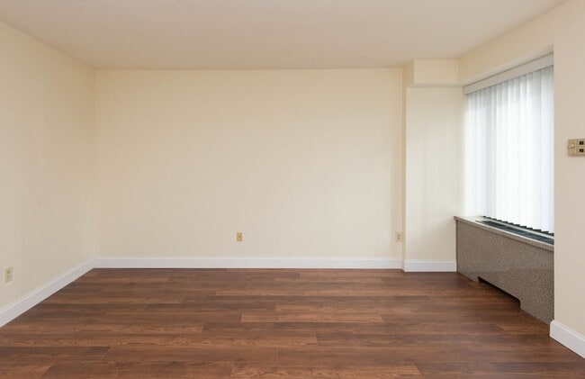 Photo - Lakewood Apartments