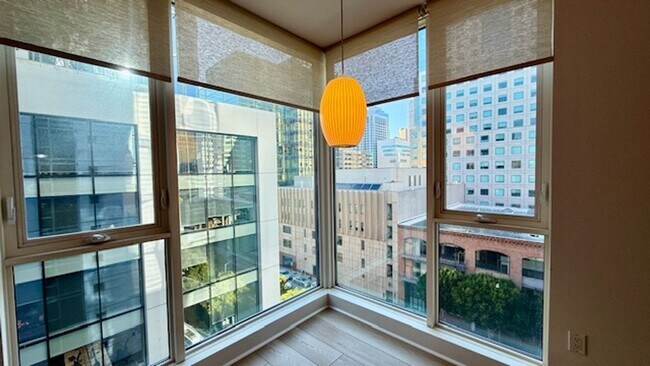 Photo - 2BR 2BA @ The BLU in SOMA/South Beach -AMSI Unit 8B