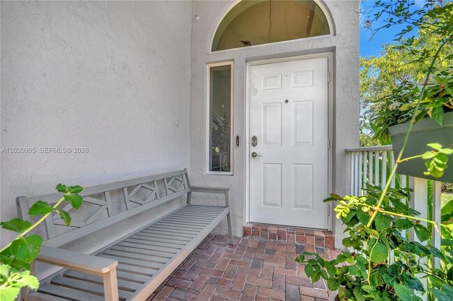 Photo - 16601 Sapphire Manor