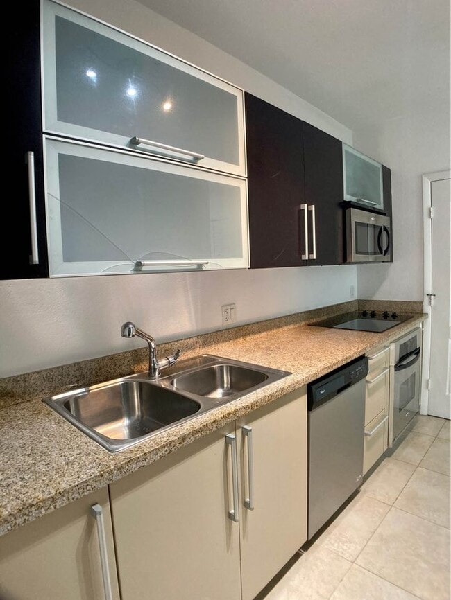 Photo - 500 NE 29th St Unit 703