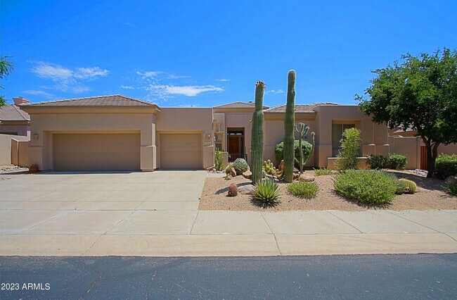 Photo - 6623 E Whispering Mesquite Trail Casa