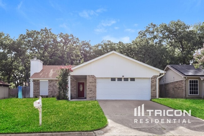 Photo - 5705 Teal Ridge Dr House