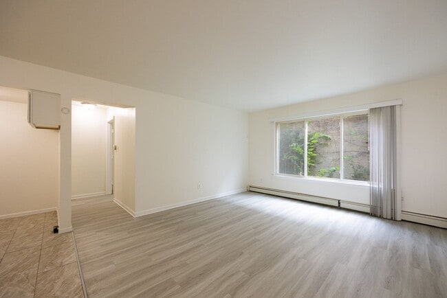 Photo - 22330 W Warren Ave