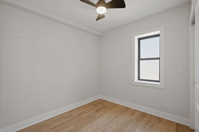 Photo - 2237 N Bissell St Unit 2241 3e