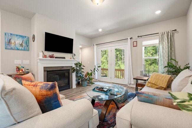 Photo - 622 Firebrick Dr