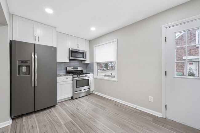 Photo - 23737 Brittany Ave