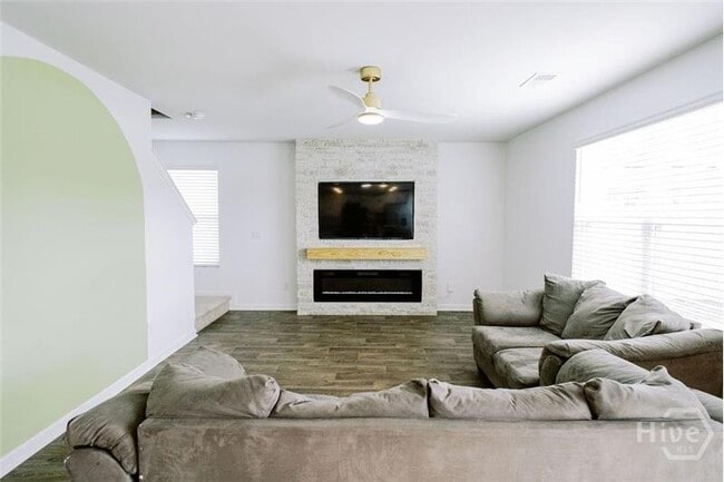 Photo - 123 Skylar Rd