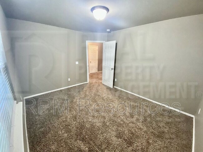 Photo - 2932 Cider Mill Ln