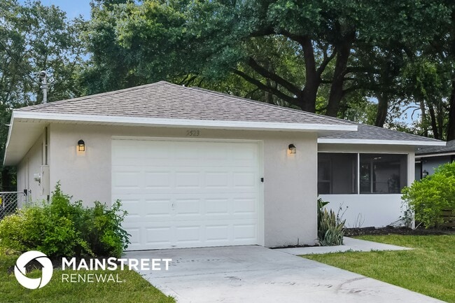 Photo - 2523 Yale Ave