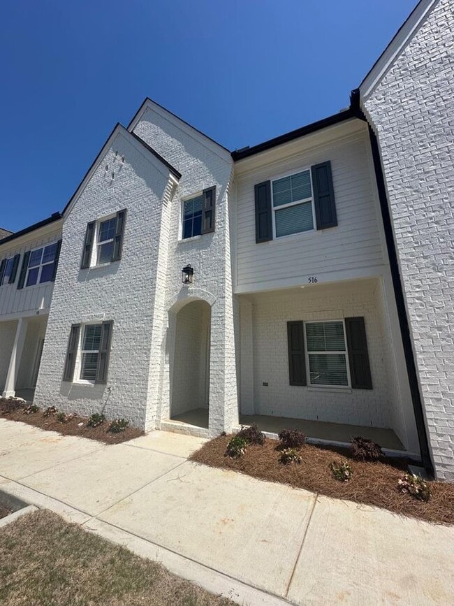 Building Photo - 3 Bed 3.5 Bath in Desirable Meadow Crest Neighborhood!