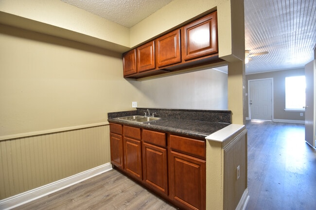 Photo - 1732 Carrollwood Dr