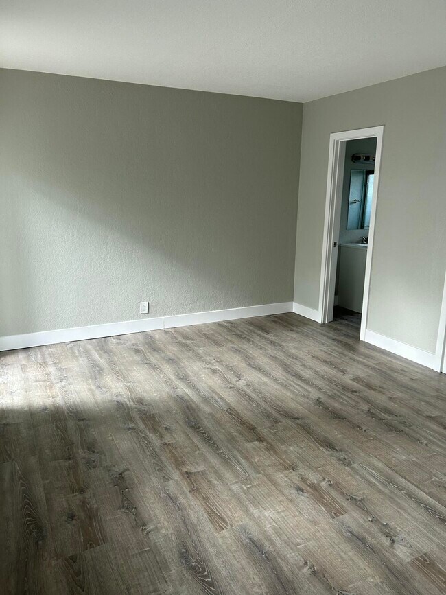 Photo - 214 S Palmway