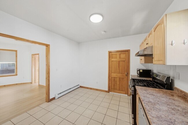 Photo - 62 Empire St Unidad 2