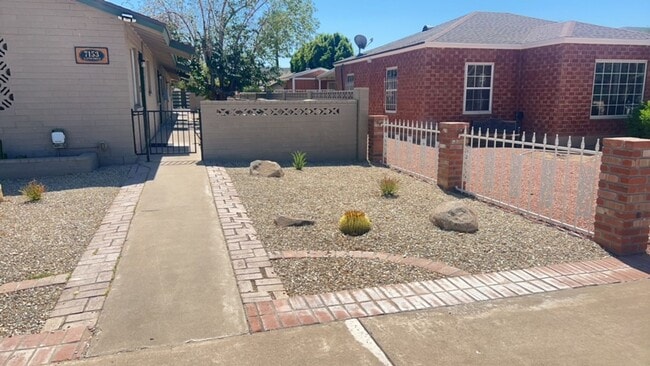 Photo - 7153 N 57th Dr Unit 3