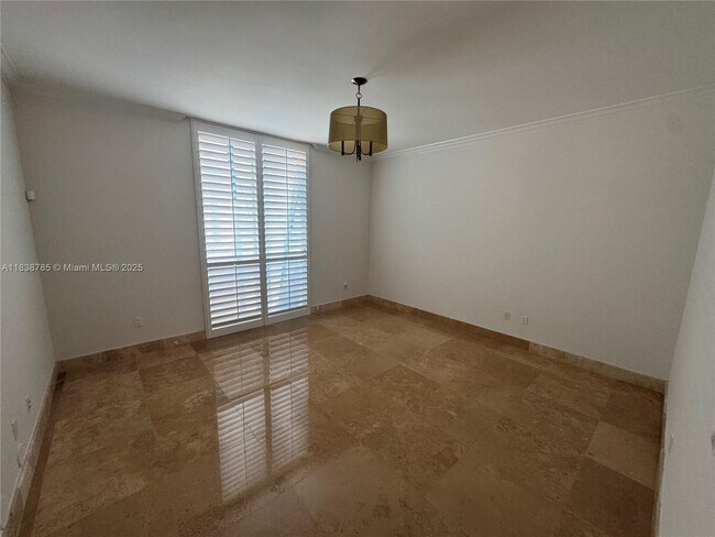 Photo - 626 Coral Way
