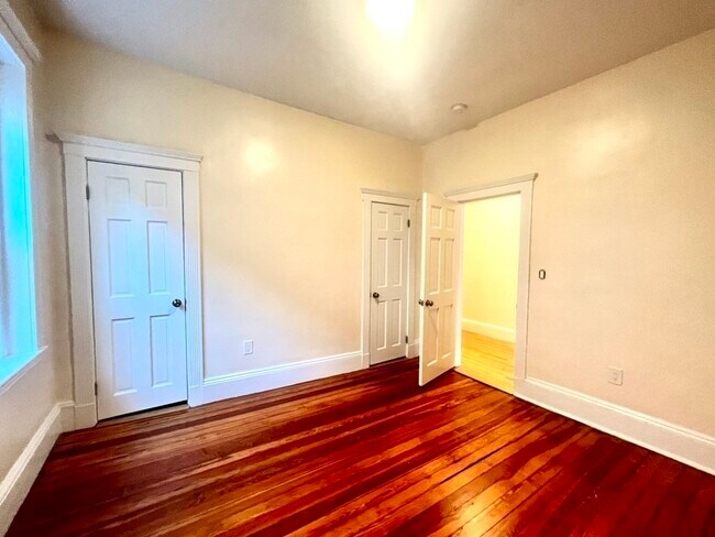 Photo - 104 Trowbridge St Unit 2L